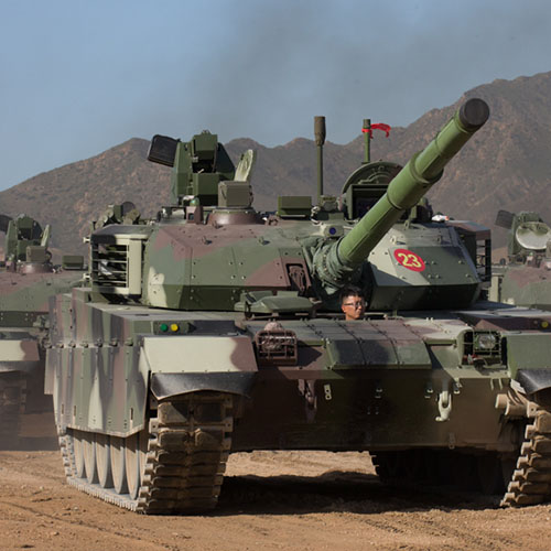 八發(fā)八中！兵器工業(yè)集團(tuán)多款“裝甲與反裝甲”武器首次公開(kāi)實(shí)彈射擊